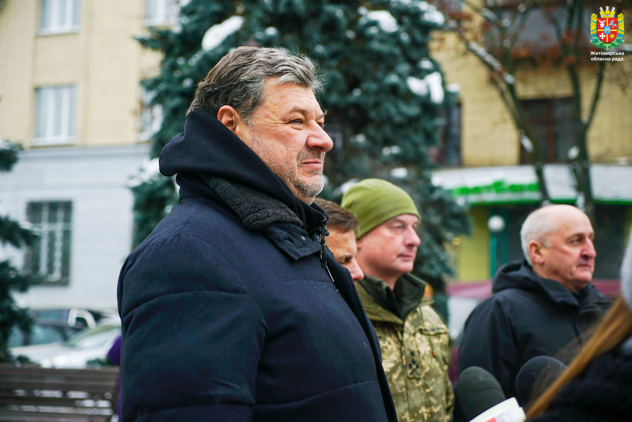 "Ми вдячні звитяжним українським воїнам за кожну хвилину нашої свободи",- Володимир Ширма