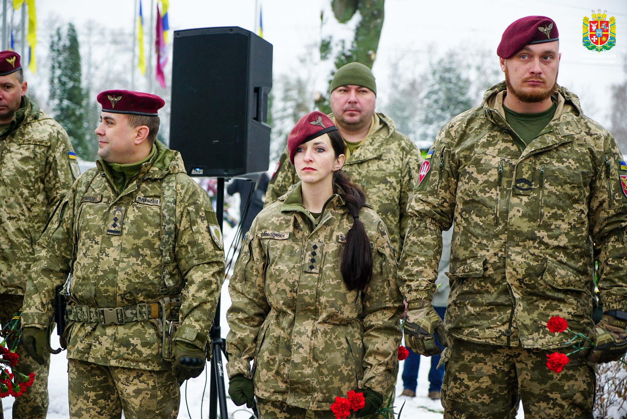 У Житомирі покладанням квітів вшанували пам'ять загиблих військовослужбовців Десантно-штурмових військ
