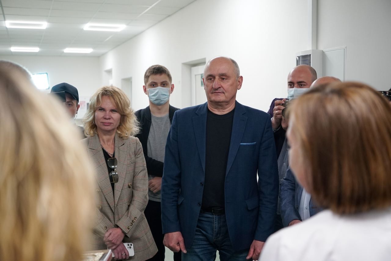 У Коростенській міській лікарні відкрили нове акушерсько-гінекологічне відділення
