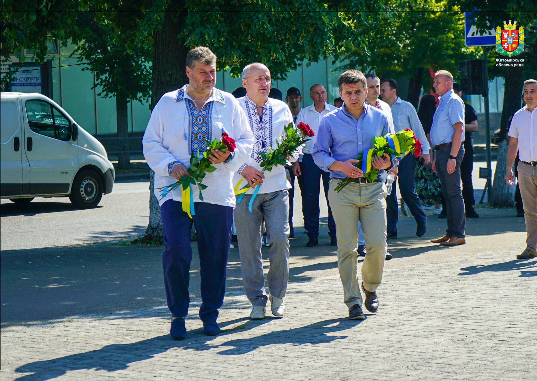 Керівництво області та міста відзначили 26-ту річницю Конституції України 