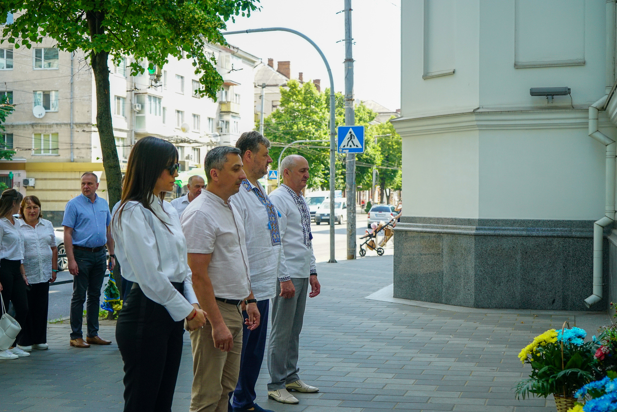 Керівництво області та міста відзначили 26-ту річницю Конституції України 