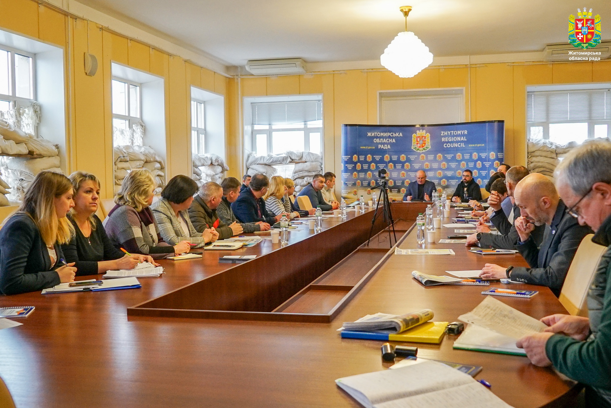 Заступник голови Житомирської обласної ради Володимир Ширма провів робочу зустріч з керівниками та представниками друкованих районних газет Житомирщини.