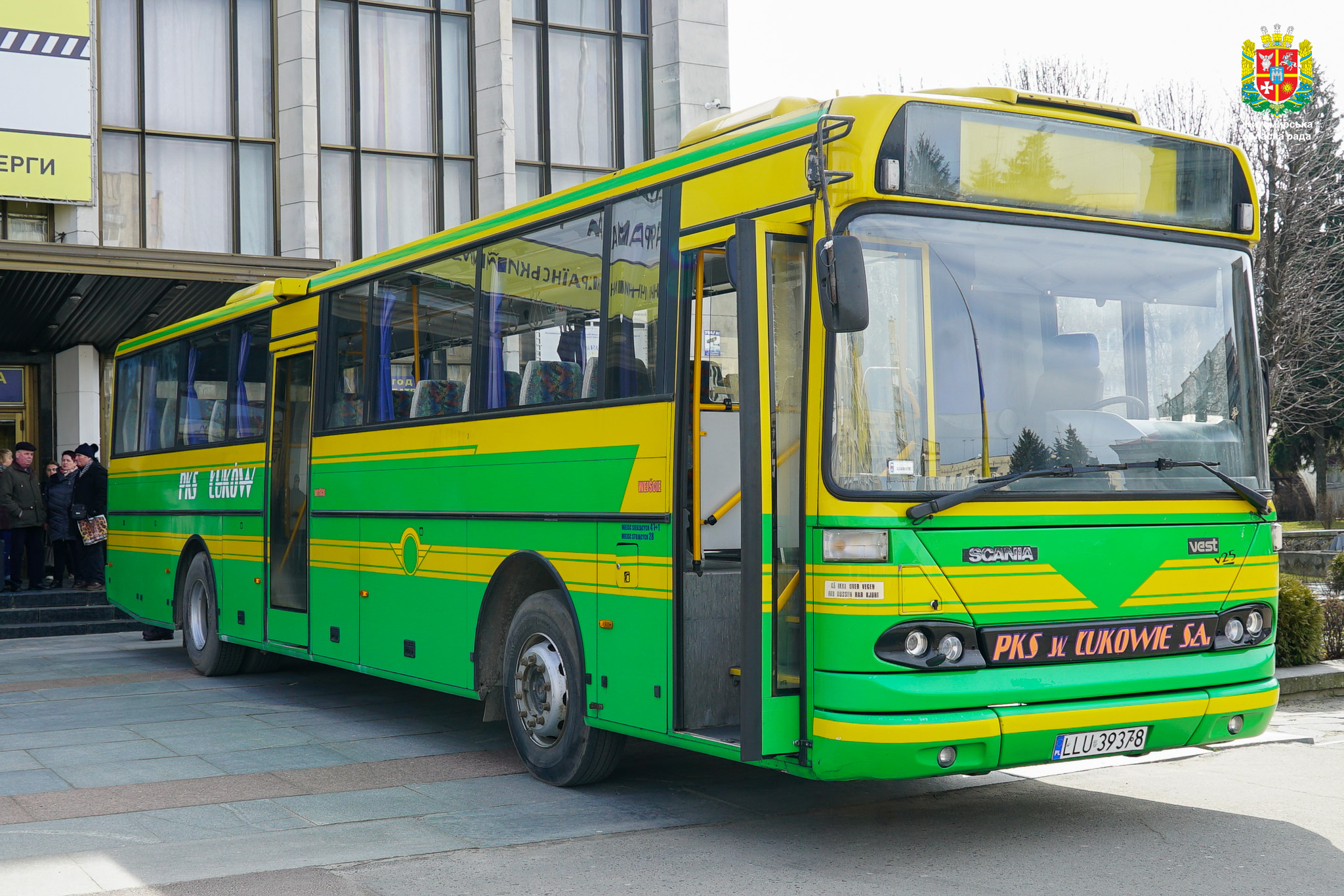 Володимир Ширма взяв участь у передачі автобусів, які область отримала від іноземних благодійників