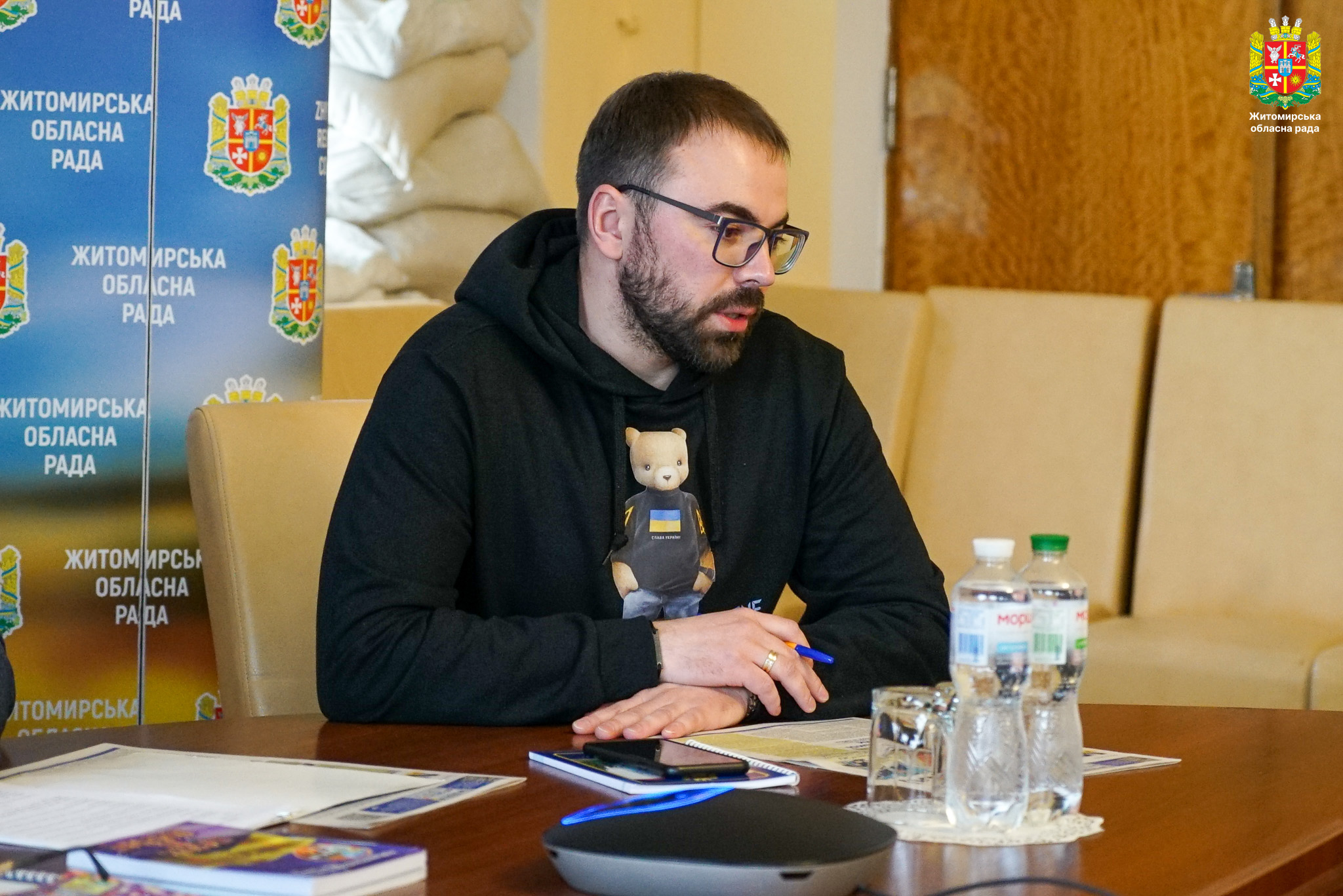 Заступник голови Житомирської обласної ради Володимир Ширма провів робочу зустріч з керівниками та представниками друкованих районних газет Житомирщини.