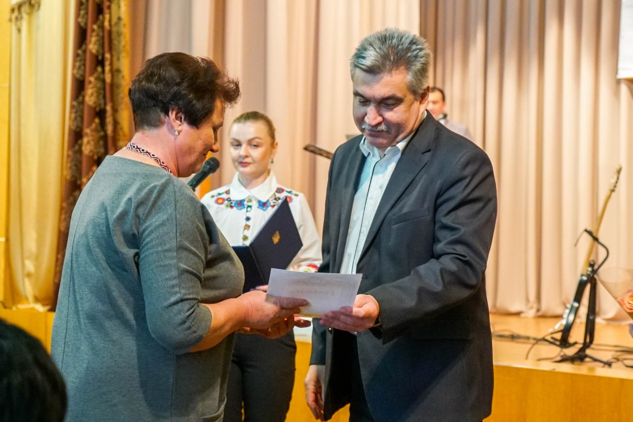 Володимир Ширма привітав медичних сестер обласної лікарні з професійним святом