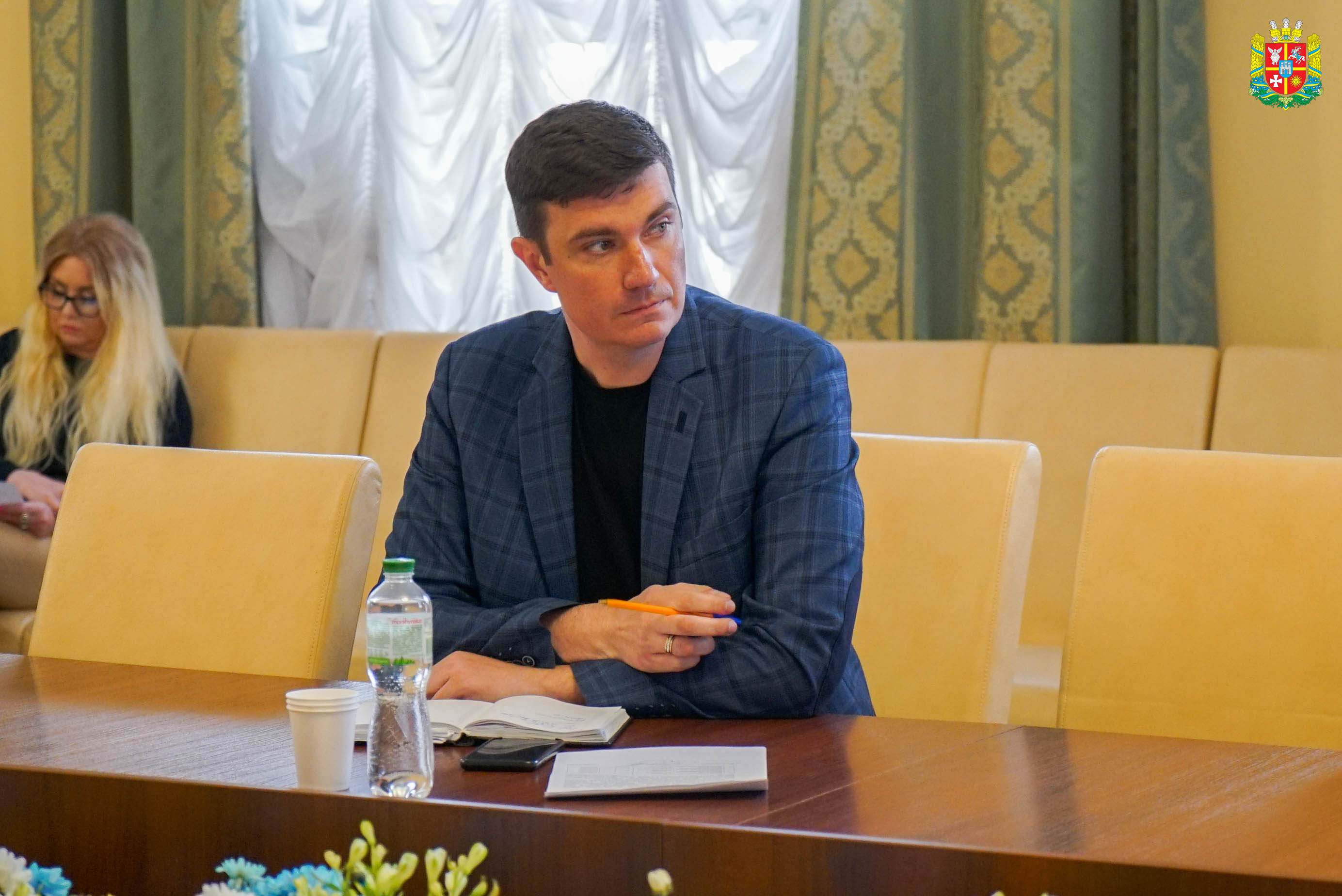 В обласній раді працювала «бюджетна» комісія