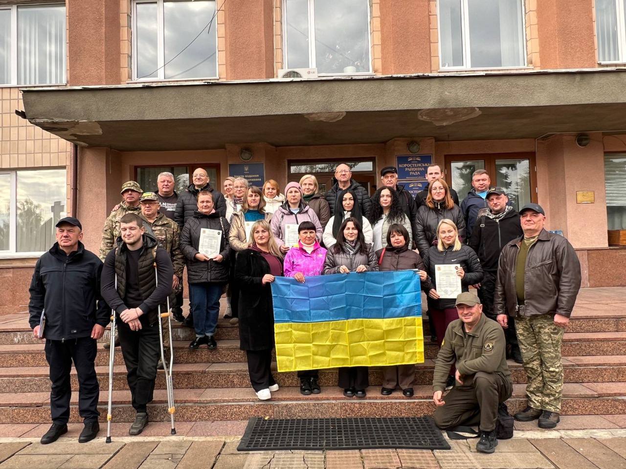 В Коростені 25 громадян отримали сертифікати про проходження курсу підготовки до національного спротиву