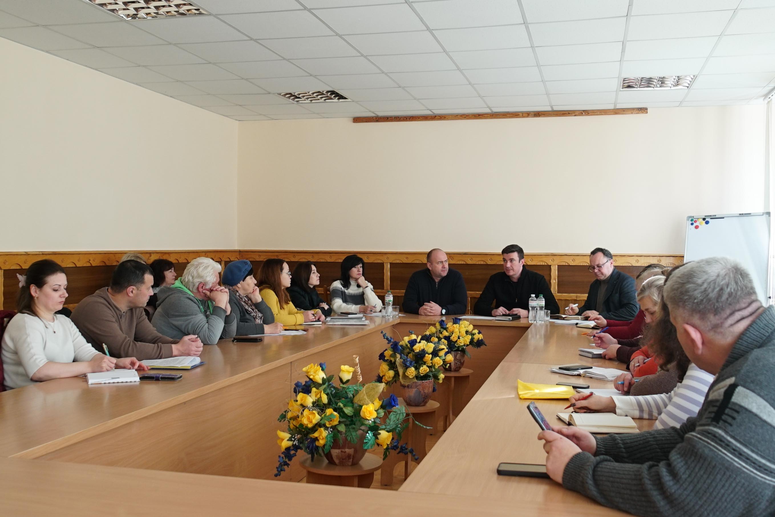 У Житомирській обласній раді провели нараду з керівниками комунальних закладів культури