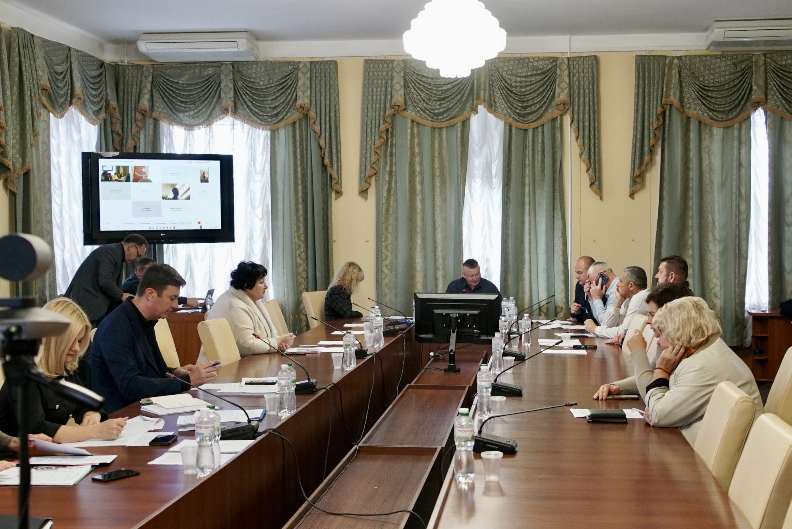 Постійна комісія з питань бюджету та комунальної власності розглянула питання формування наглядових рад обласних закладів охорони здоров’я