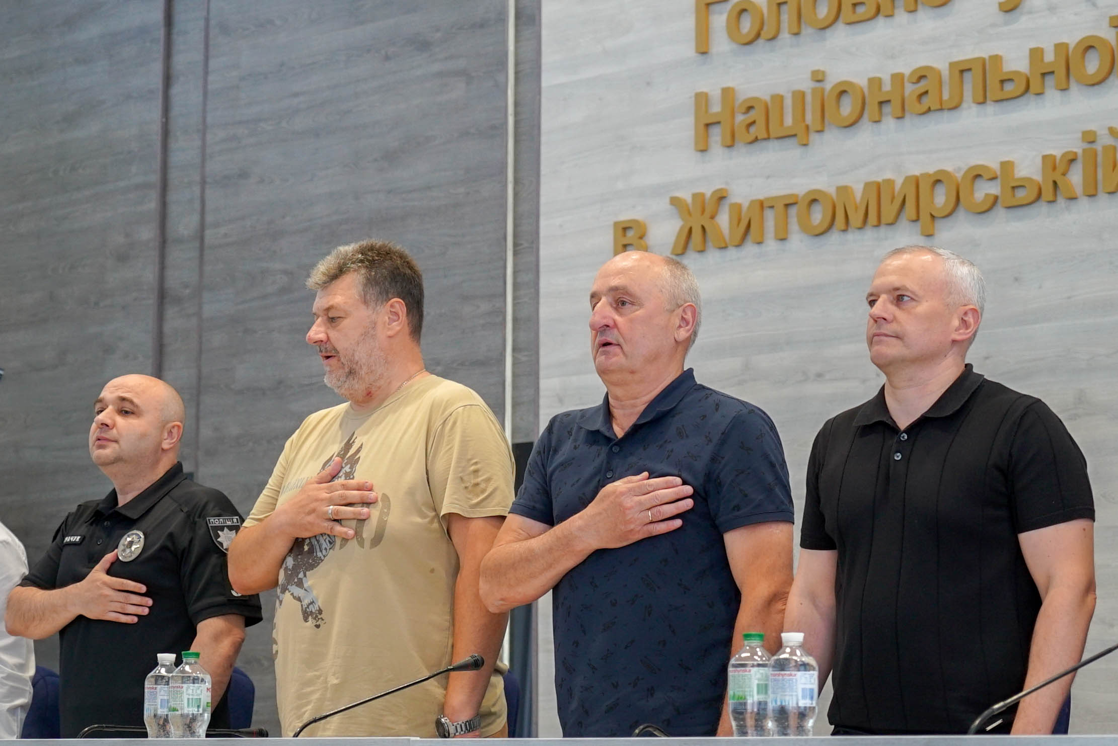 Володимир Ширма: «Дякуємо усім поліцейським, які віддано служать українському народові»